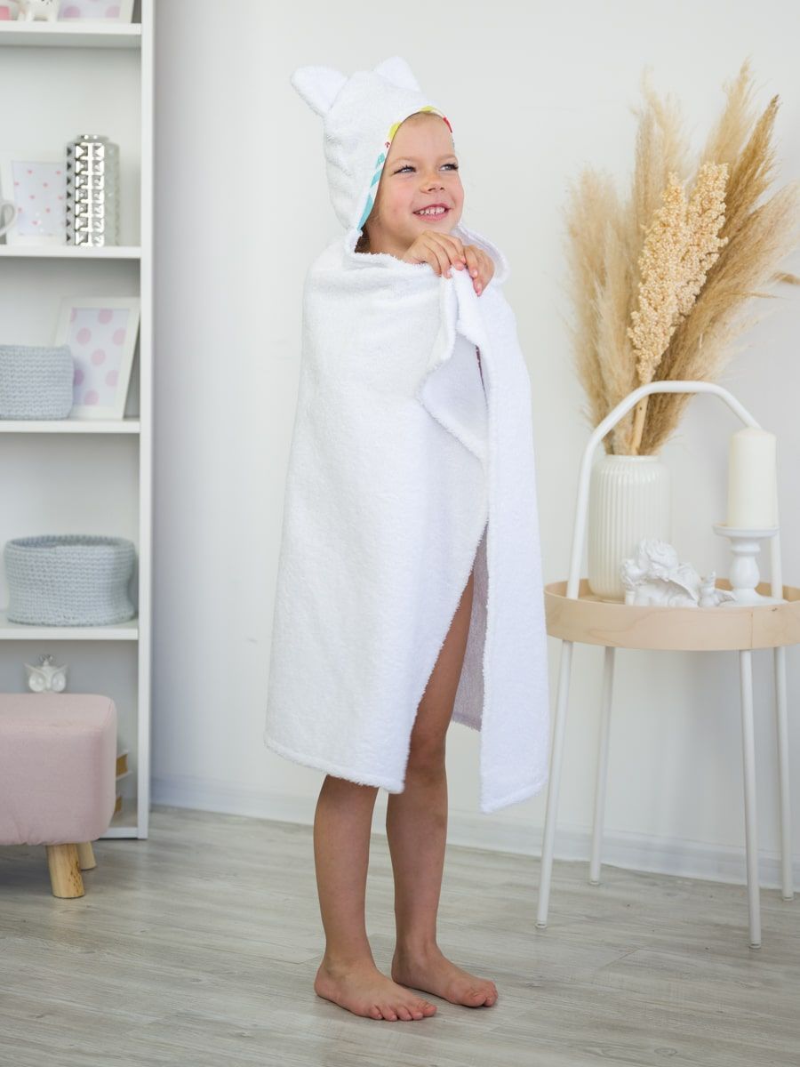 снимок Накидка детская с капюшоном "КОТИКИ" 110*70 см, белый от магазина BIO-TEXTILES ОПТ